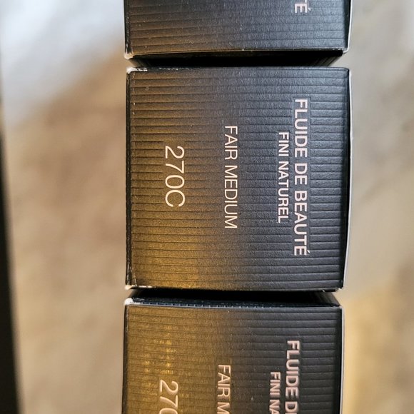 Gucci foundation fair medium - 270c - Picture 2 of 3